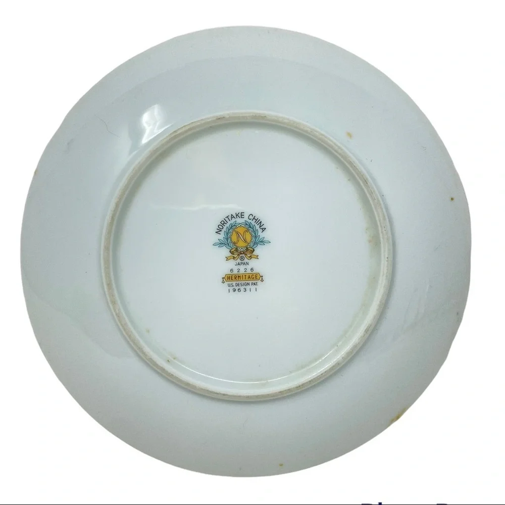 NORITAKE China No.6226 Hermitage Set of 3 Saucers. White and Green Pattern.